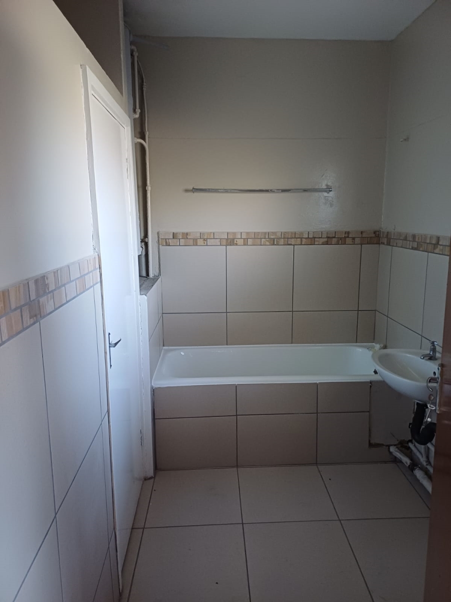 1 Bedroom Property for Sale in Westdene Free State